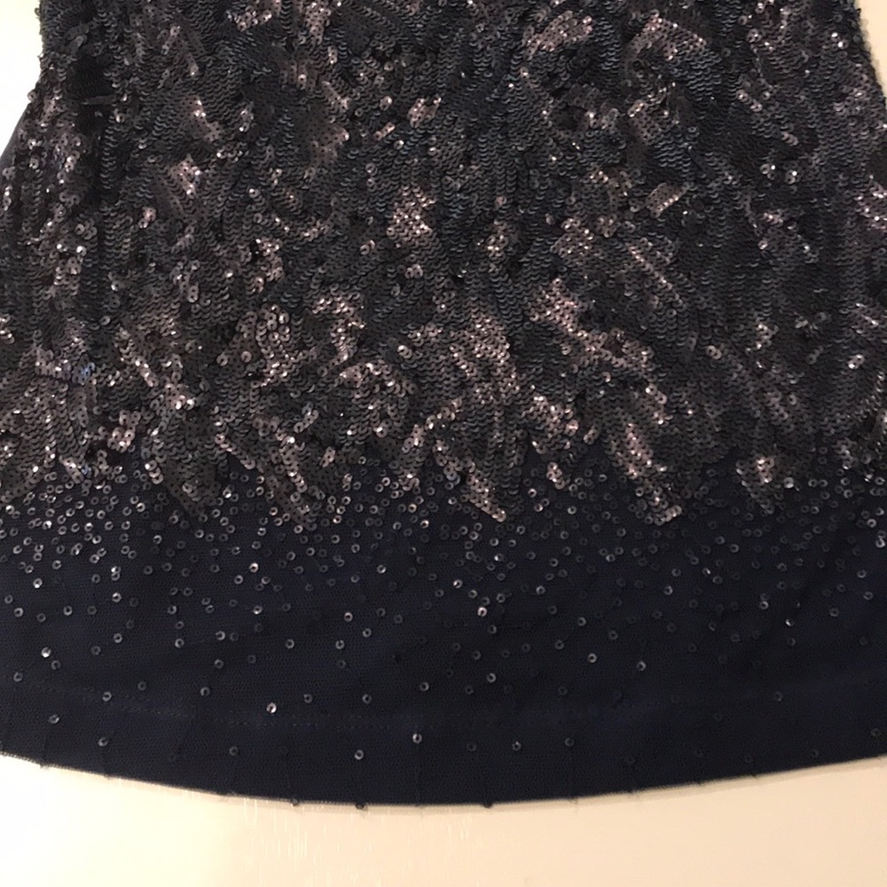 Express Tank Top - Picture 4 of 5
